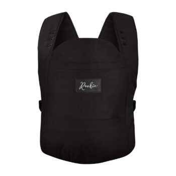 Rookie Premium – een stijlvolle en ergonomische draagzak met een eenvoudig en intuïtief ontwerp, voorzien van verstelbare banden en een zachte, ademende stof, ontworpen om je baby veilig en comfortabel te dragen vanaf de geboorte tot peuterleeftijd, biedt meerdere draagposities voor optimaal gemak en ondersteuning.