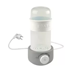Beaba flesverwarmer en sterilisator in grijs, ontworpen voor het snel verwarmen van babyflessen en het steriliseren van accessoires, ideaal voor gemak en hygiëne in de babyvoedingroutine.