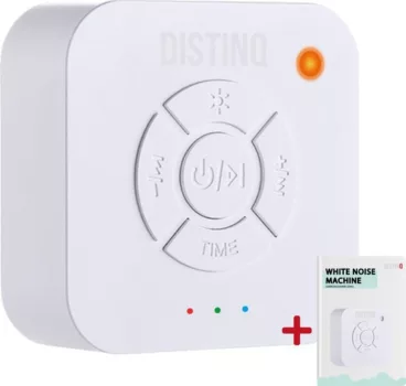 DistinQ White Noise Machine – een moderne witte ruis machine met verschillende kalmerende geluiden, ontworpen om een rustgevende slaapomgeving te creëren voor zowel baby's als volwassenen.